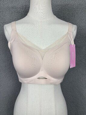 WOmen's Beige Seamless Bra Adjustable Straps Medium Support Convertible NWT's
